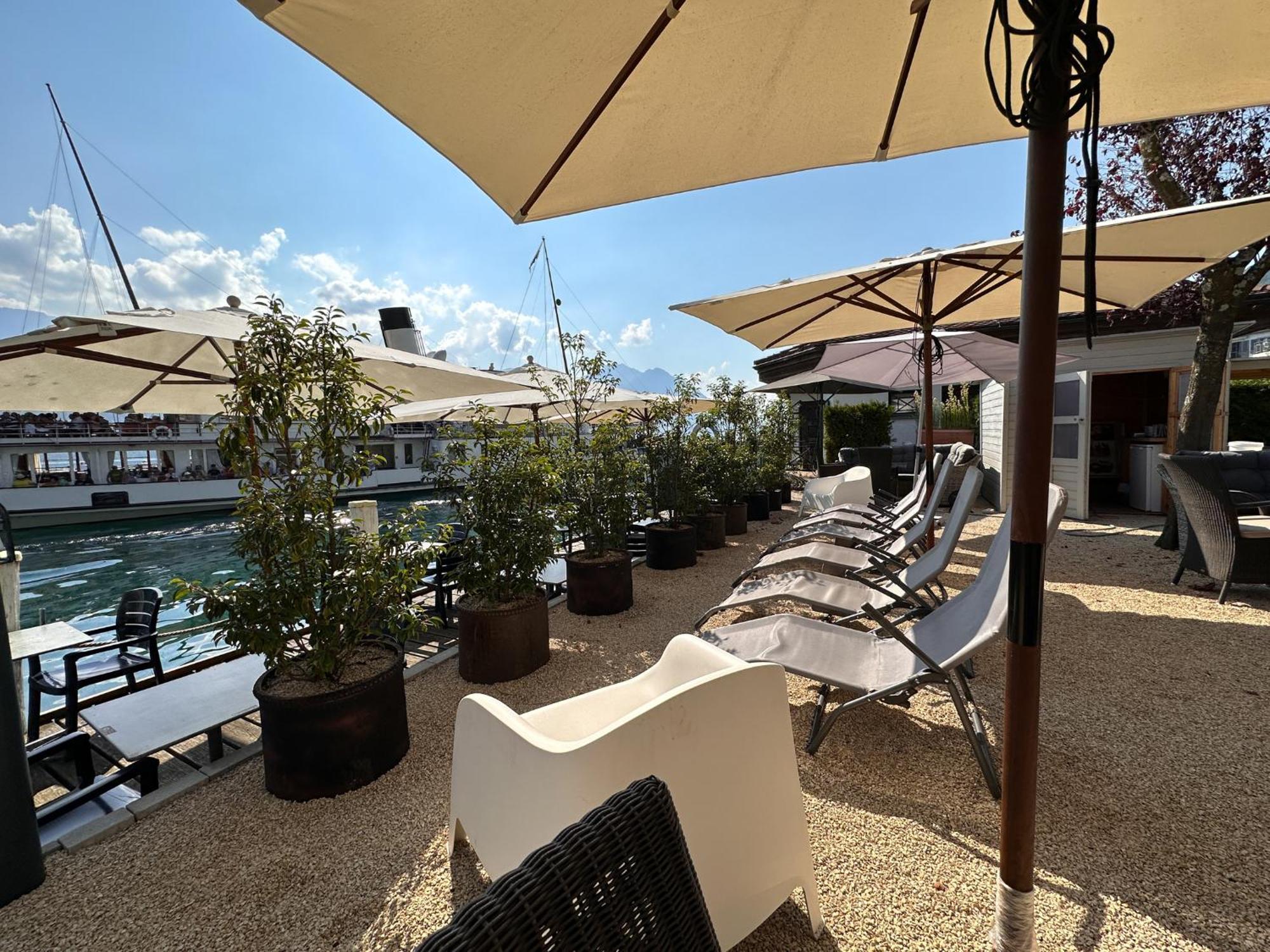 Seehotel Riviera At Lake Lucerne Gersau Bagian luar foto